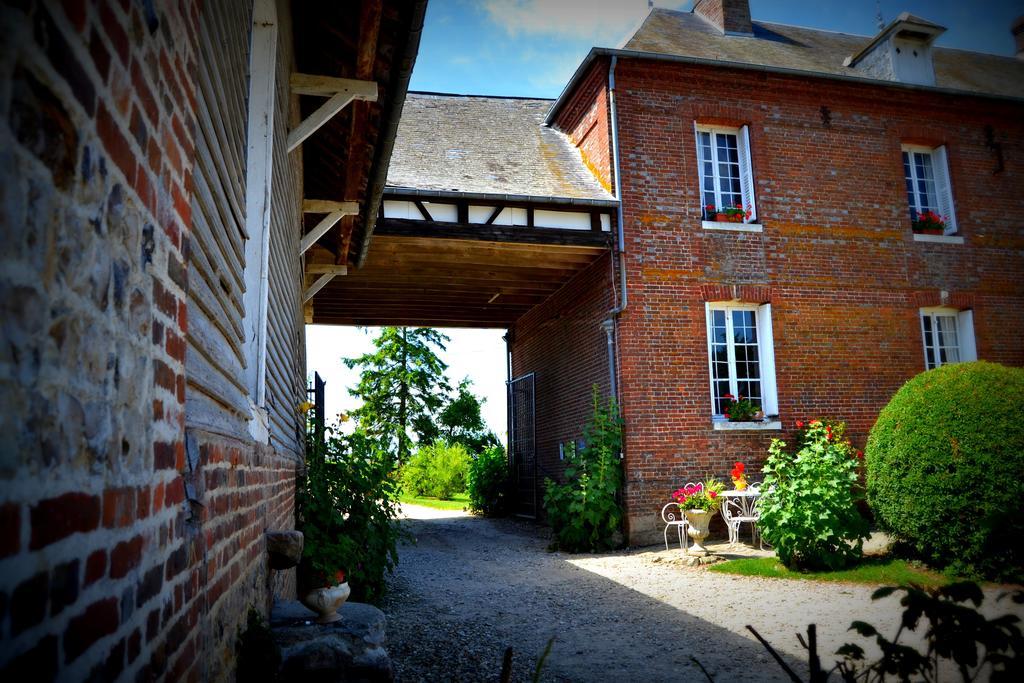 Au Mesnil Le Bas Bray Panzió Bures-en-Bray Kültér fotó